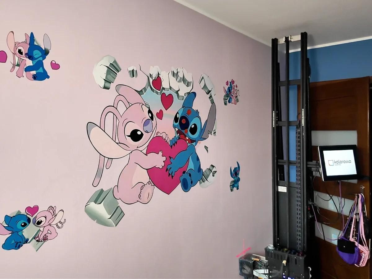 Druk ścienny Kolonia Dzietrzkowice – realizacja Stitch