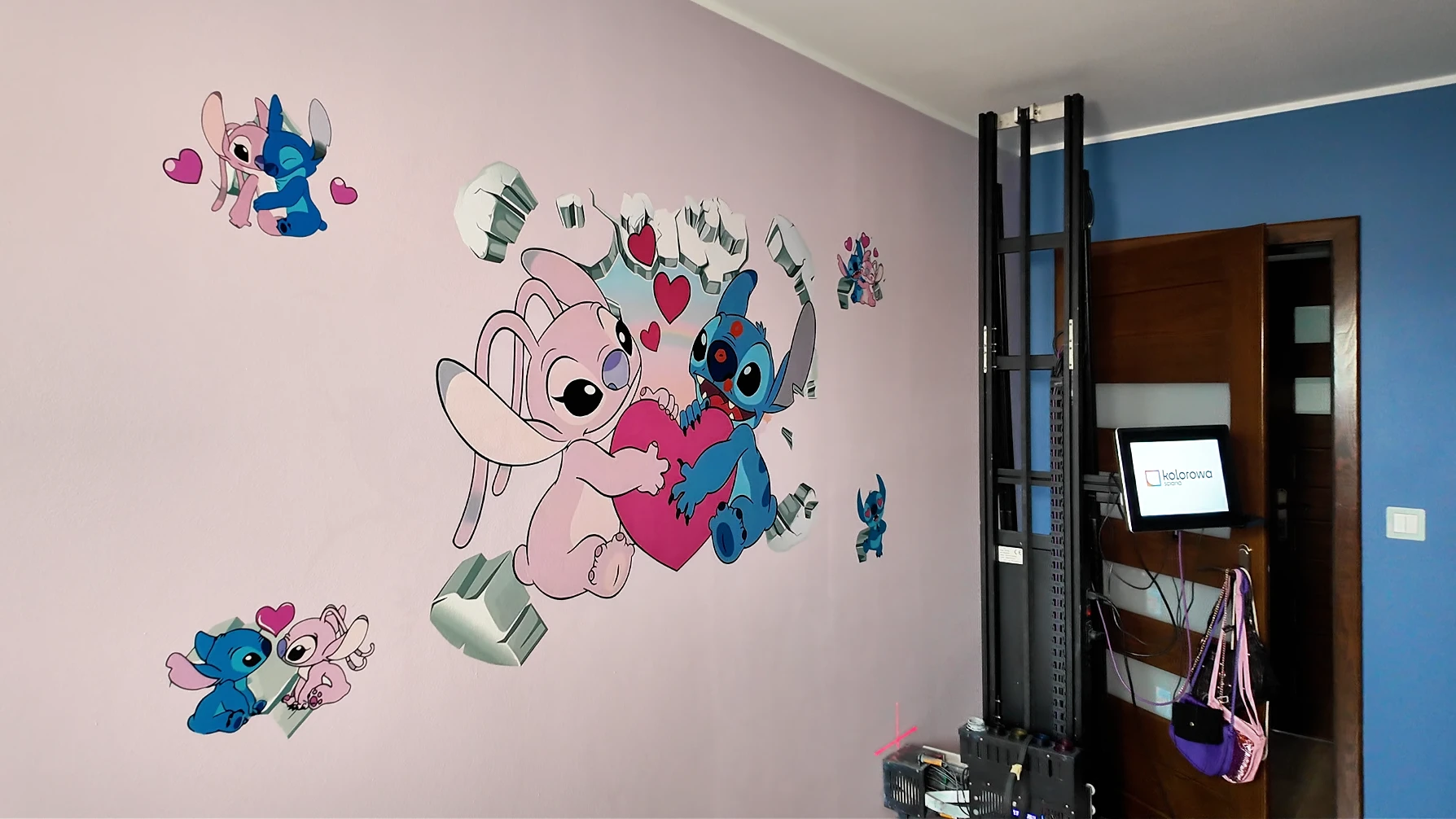 Druk ścienny Kolonia Dzietrzkowice – realizacja Stitch