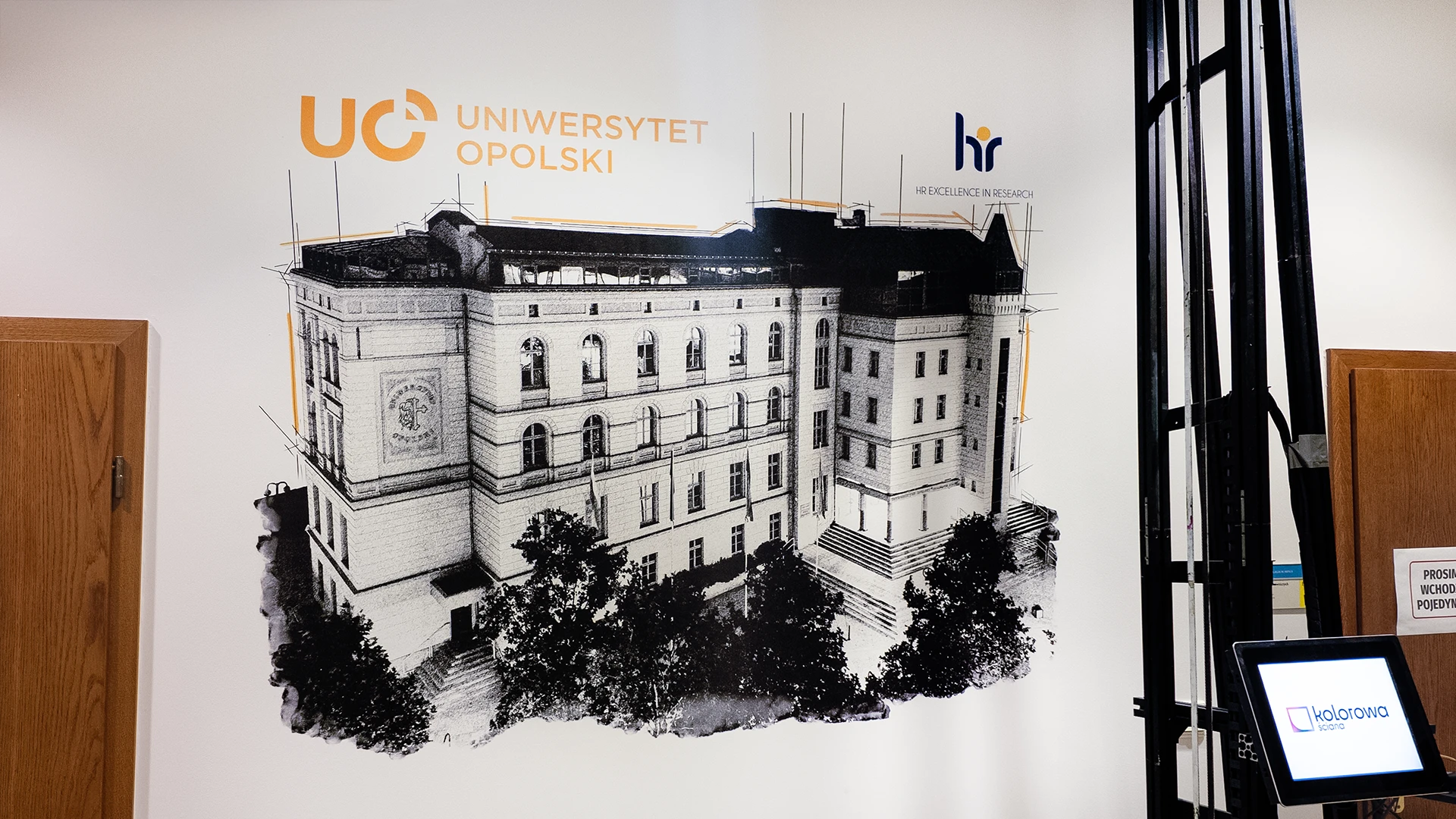 Druk ścienny Opole – realizacja Uniwersytet Opolski