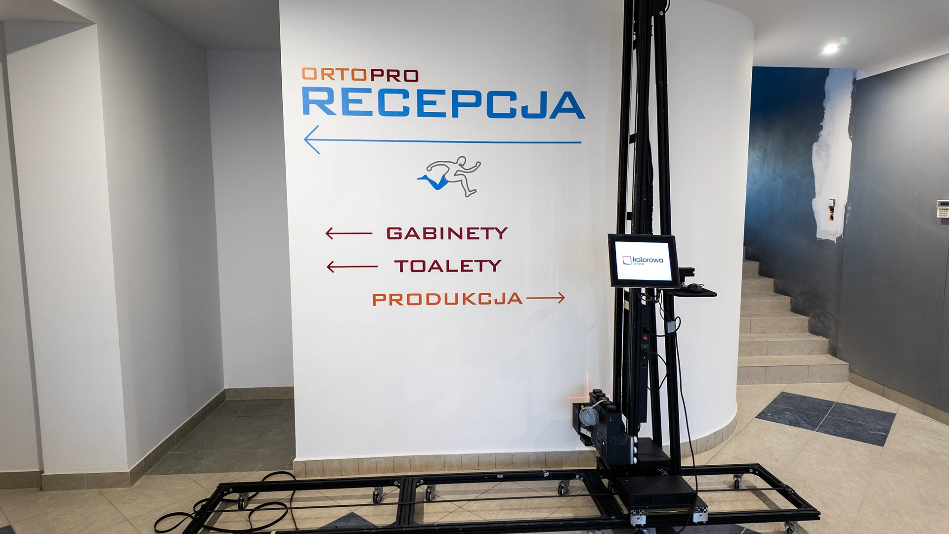 Druk ścienny Łódź – realizacja Gabinet Ortopro 3