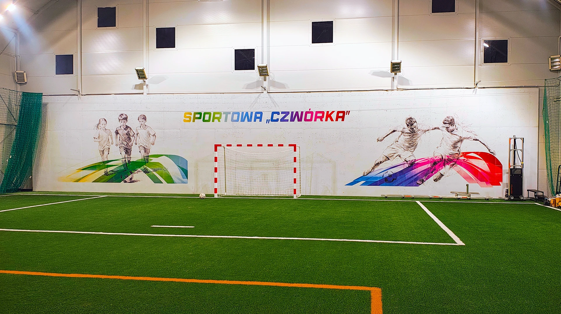 Druk ścienny Otwock – realizacja SP4 Otwock